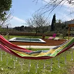 Roulotes De Charme Avec Piscine Chauffee Et Bain Nordique A Uzes シャレー *