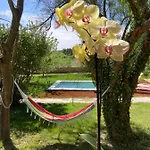 Alpstuga Roulotes De Charme Avec Piscine Chauffee Et Bain Nordique A