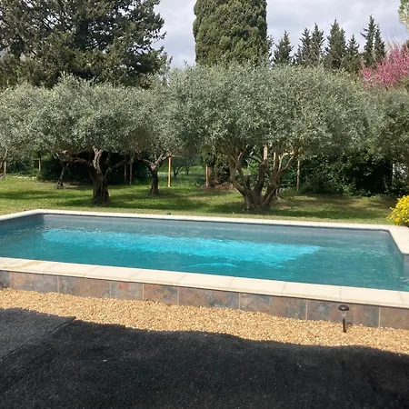 Roulotes De Charme Avec Piscine Chauffee Et Bain Nordique A Alpstuga